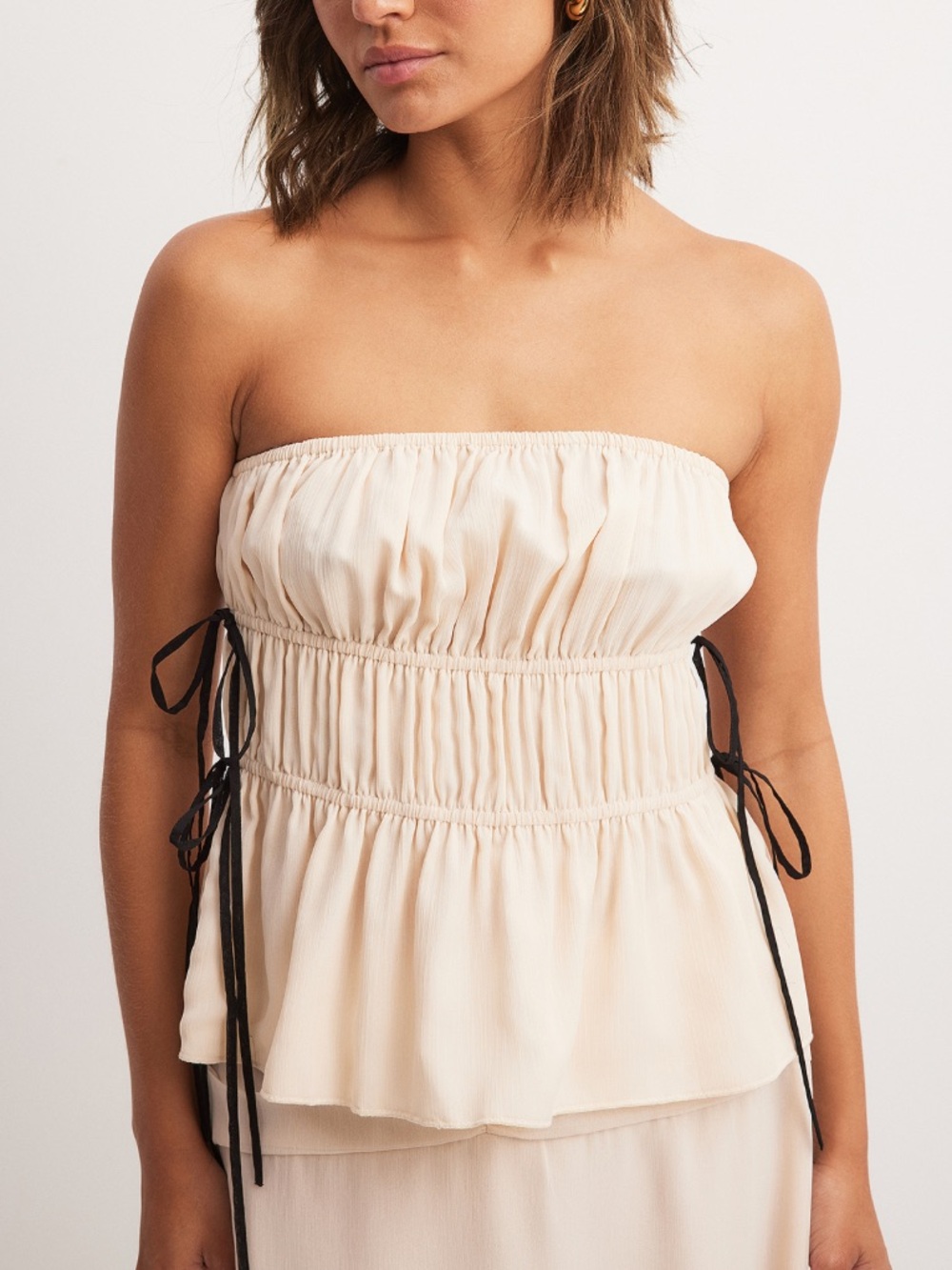 NEW Bandeau Tie Detail Chiffon Top
NA-KD